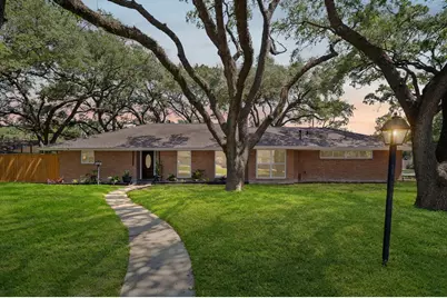 7702 Nairn Street, Houston, TX 77074 - Photo 2