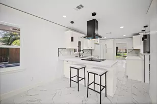 7702 Nairn St, Houston, TX 77074 - Photo 16
