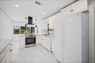 7702 Nairn St, Houston, TX 77074 - Photo 20