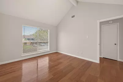 8483 Sands Point Drive, Houston, TX 77036 - Photo 12