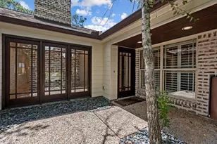 10007 Cedar Creek Dr, Houston, TX 77042 - Photo 6