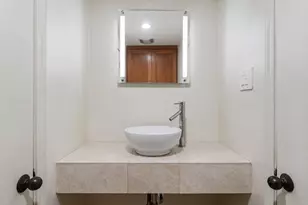 10007 Cedar Creek Dr, Houston, TX 77042 - Photo 24