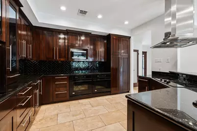 10007 Cedar Creek Drive, Houston, TX 77042 - Photo 16
