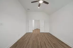 1807 Sleeping Hls Dr, Rosenberg, TX 77471 - Photo 30