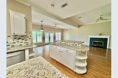16902 Cobbler Crossing Drive, Sugar Land, TX 77498 - Photo 6
