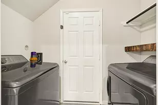 6520 Gillock Mdw Ln, Houston, TX 77048 - Photo 10