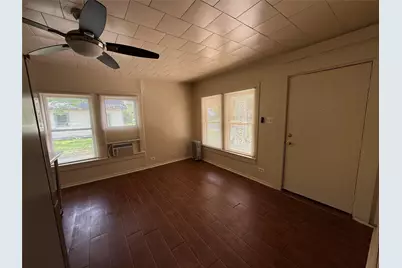 2812 Angier Road, Huntsville, TX 77340 - Photo 2