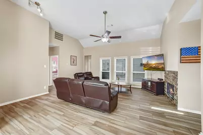 18618 Autumn Hills Drive, Katy, TX 77449 - Photo 2