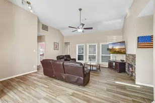 18618 Autumn Hills Dr, Katy, TX 77449 - Photo 2