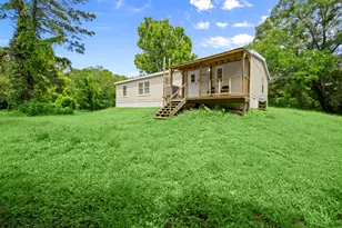 285 County Rd 388, Cleveland, TX 77328 - Photo 20