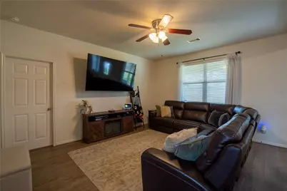 10204 Jewel Court, Conroe, TX 77385 - Photo 8