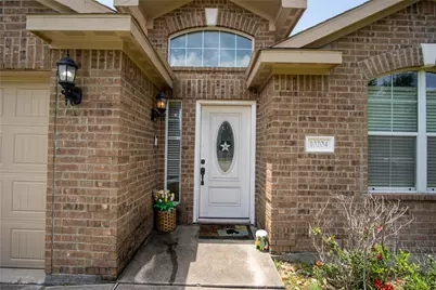 10204 Jewel Court, Conroe, TX 77385 - Photo 4