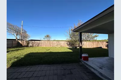 26 Lyncrest, Galveston, TX 77550 - Photo 30