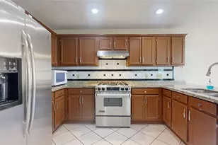13202 Terralyn Way, Sugar Land, TX 77478 - Photo 6