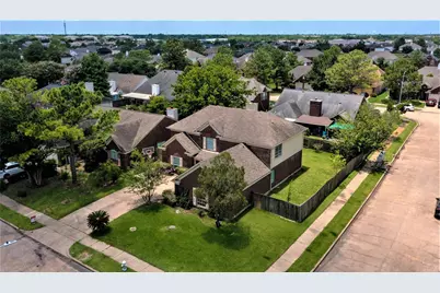 13202 Terralyn Way, Sugar Land, TX 77478 - Photo 12