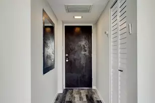 2016 Main St, Houston, TX 77002 - Photo 2