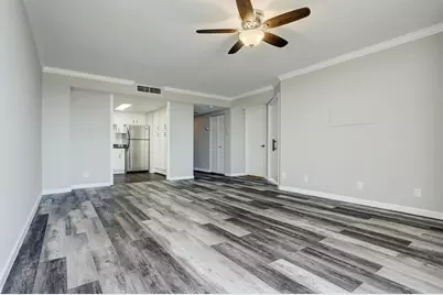 2016 Main Street #2204, Houston, TX 77002 - Photo 8