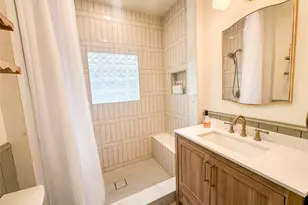 4006 Oakridge St, Houston, TX 77009 - Photo 20