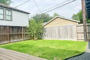 4006 Oakridge St, Houston, TX 77009 - Photo 24