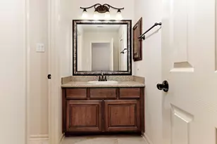 62 N Beech Springs Cir, The Woodlands, TX 77389 - Photo 32