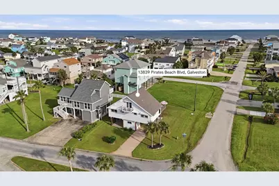 13839 Pirates Beach Boulevard, Galveston, TX 77554 - Photo 6