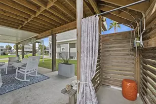 13839 Pirates Beach Blvd, Galveston, TX 77554 - Photo 34