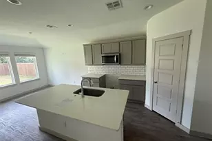 345 Silver Bridge Ct, Bridge City, TX 77611 - Photo 6