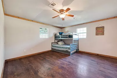 1910 Duncan Drive, Oyster Creek, TX 77541 - Photo 28