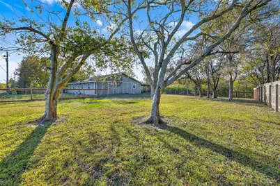 1910 Duncan Drive, Oyster Creek, TX 77541 - Photo 34