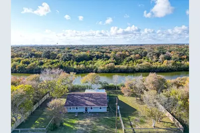 1910 Duncan Drive, Oyster Creek, TX 77541 - Photo 38