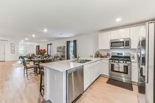 4146 Oakland Vw St, Baytown, TX 77521 - Photo 8