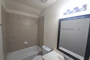 2923 Kainer Meadows Ln, Houston, TX 77047 - Photo 16