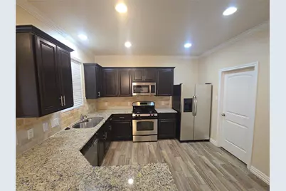 2923 Kainer Meadows Lane, Houston, TX 77047 - Photo 2