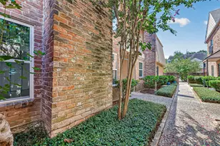 5524 Beverly Hill St, Houston, TX 77056 - Photo 4