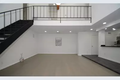 5524 Beverlyhill Street #2, Houston, TX 77056 - Photo 4