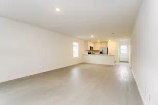 10812 Bird Of Paradise Ln, Houston, TX 77016 - Photo 4