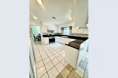 11306 Lovebird Lane, Houston, TX 77067 - Photo 2