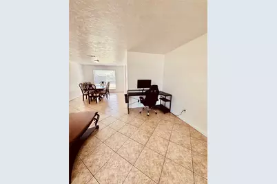 11306 Lovebird Lane, Houston, TX 77067 - Photo 14