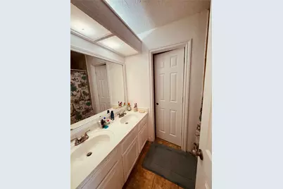 11306 Lovebird Lane, Houston, TX 77067 - Photo 20