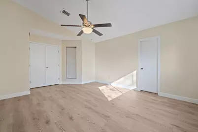 3819 Deerbrook Drive, Houston, TX 77339 - Photo 12