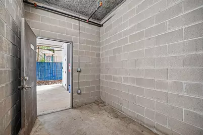2401 Crawford Street #B209, Houston, TX 77004 - Photo 38