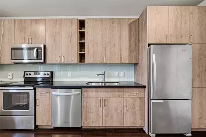2401 Crawford Street #B209, Houston, TX 77004 - Photo 16
