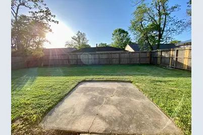 2406 Whitman Way Drive, Friendswood, TX 77546 - Photo 24