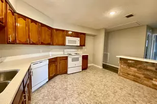 2406 Whitman Way Dr, Friendswood, TX 77546 - Photo 6