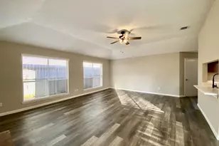 2406 Whitman Way Dr, Friendswood, TX 77546 - Photo 4