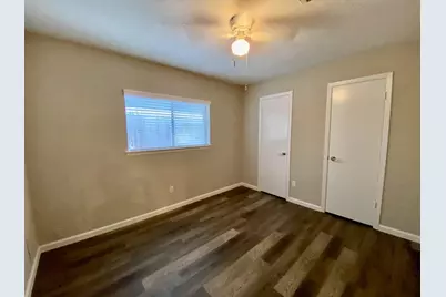 2406 Whitman Way Drive, Friendswood, TX 77546 - Photo 14