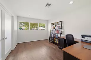 5434 Valkeith Dr, Houston, TX 77096 - Photo 14