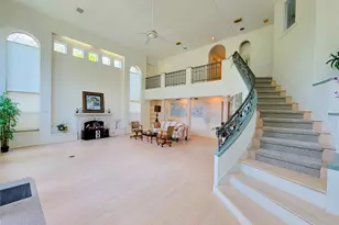 5437 Loch Lomond Dr, Houston, TX 77096 - Photo 6