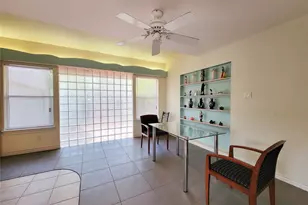 5437 Loch Lomond Dr, Houston, TX 77096 - Photo 14