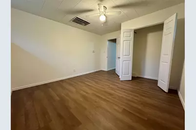 4039 Erby Street #A, Houston, TX 77087 - Photo 8